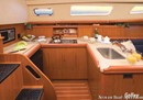 Marlow Hunter Hunter 33 - 2004 interior and accommodations Picture extracted from the commercial documentation © Marlow Hunter